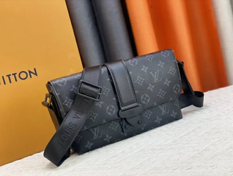 louis vuitton aaa homme mini sac a main s_11706121